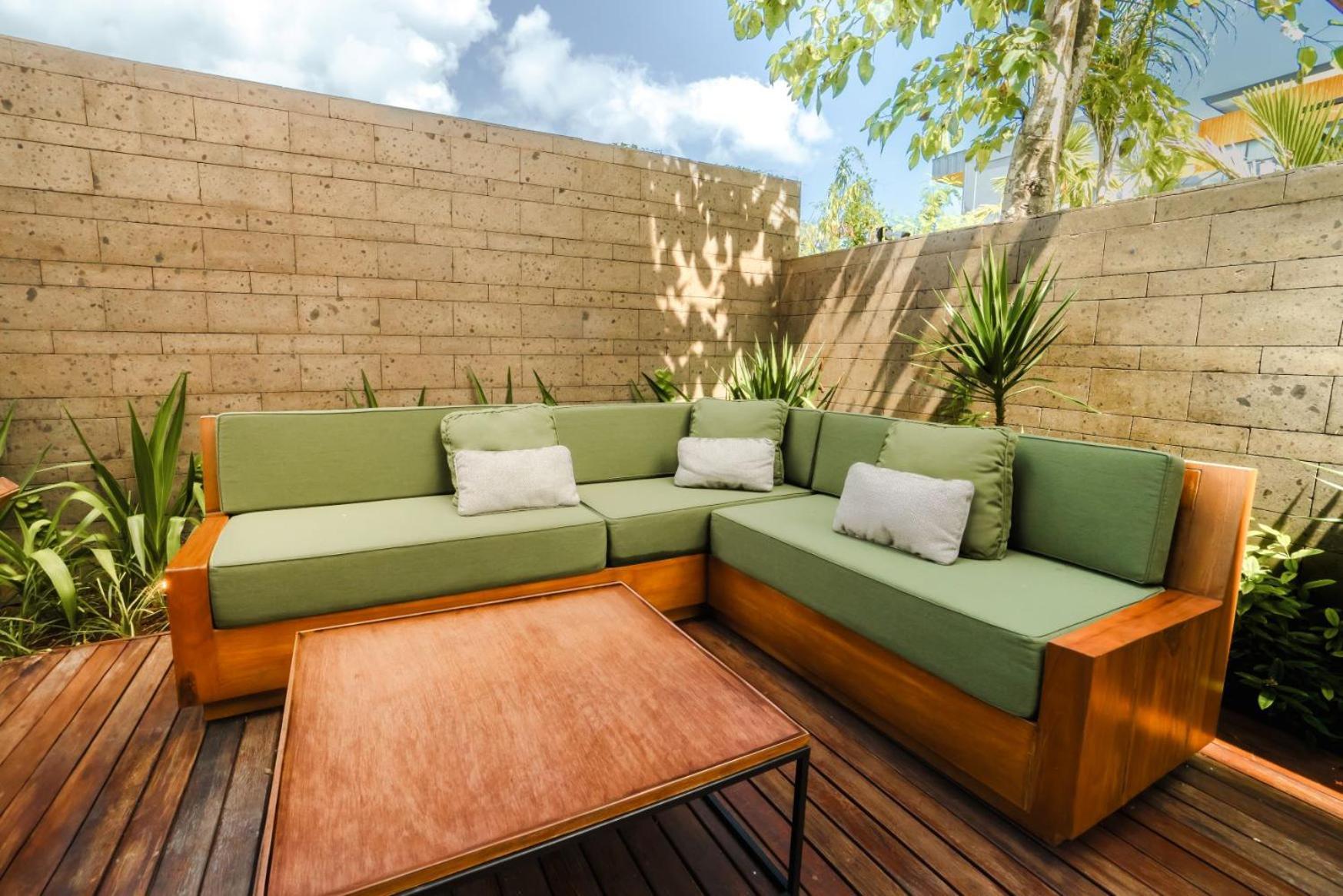 Secana Beachtown Resort & Residences Canggu Exteriör bild
