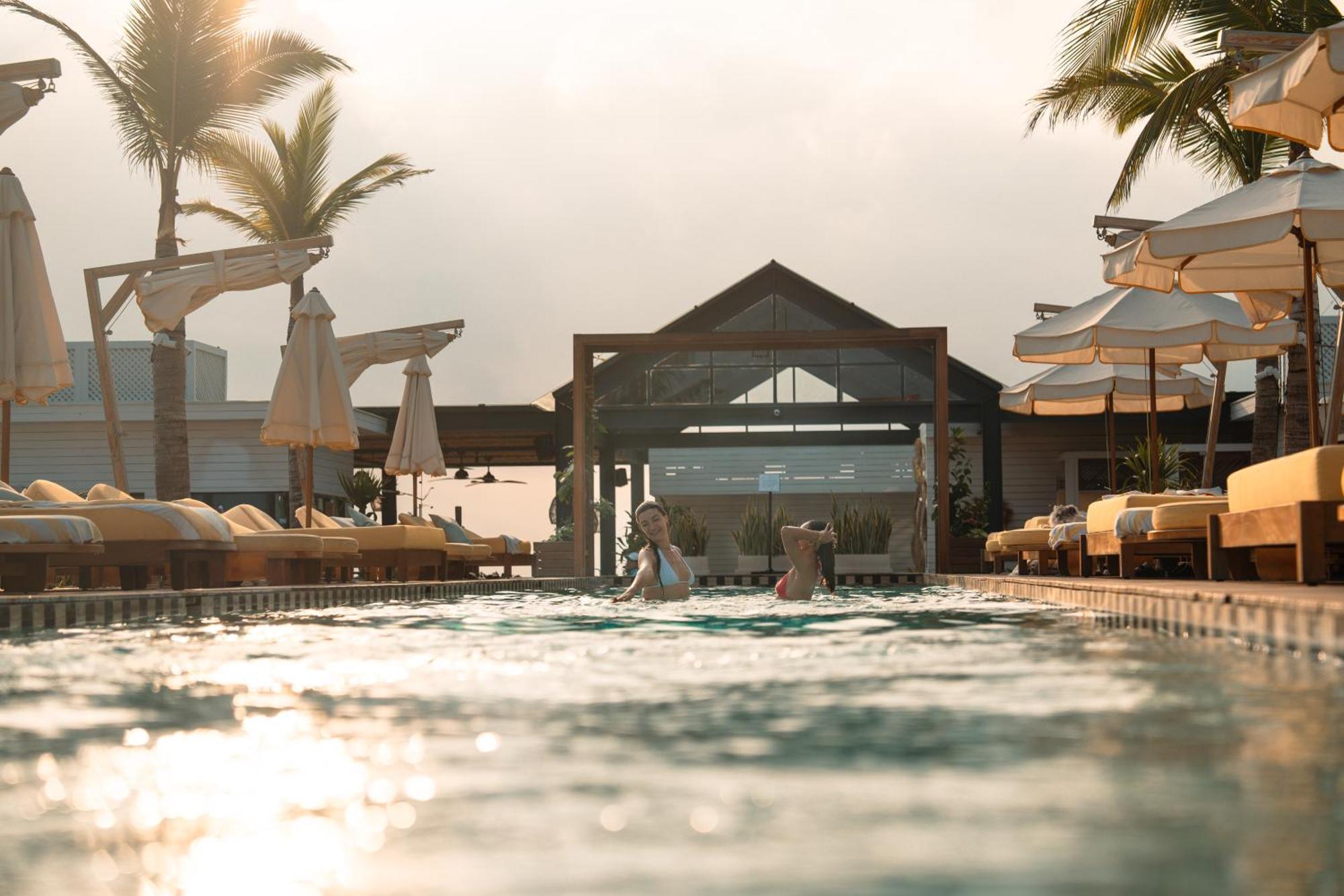 Secana Beachtown Resort & Residences Canggu Exteriör bild